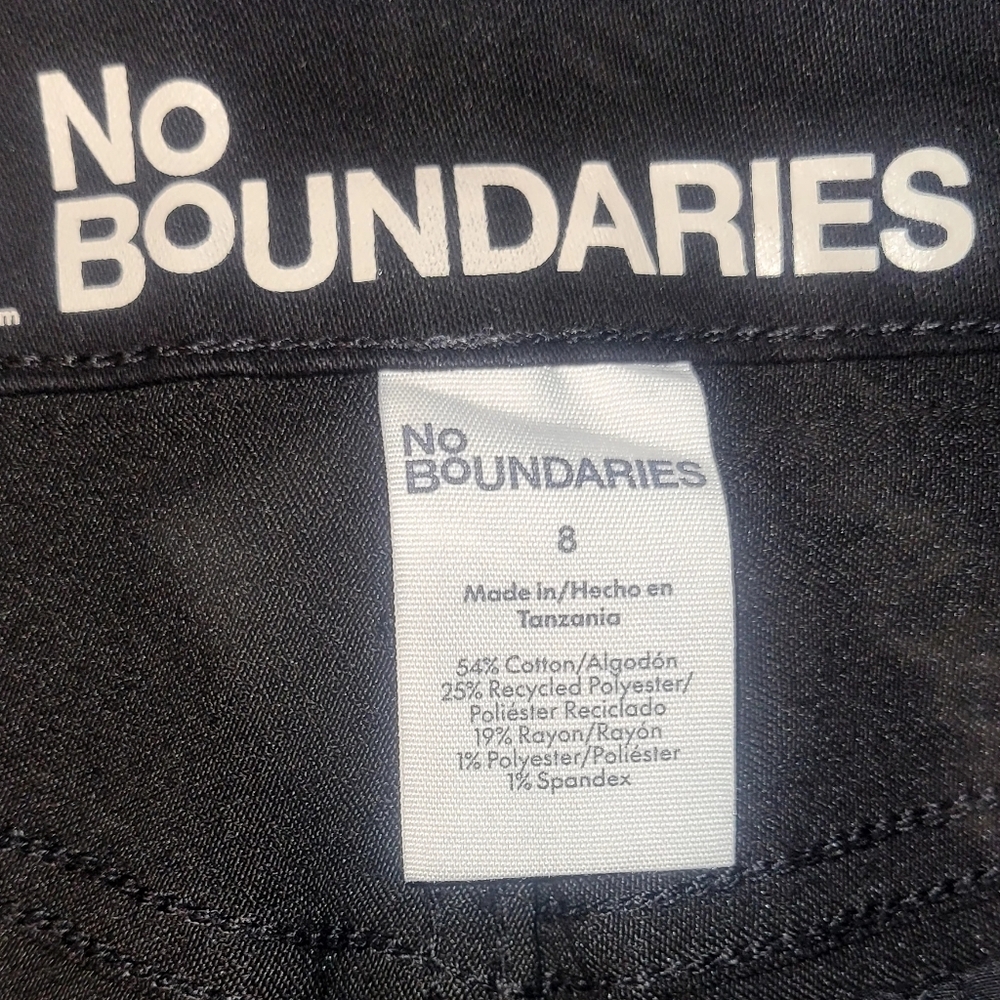 NWT High Rise Black Skinny Jeans With Stretch Ladies Size 8 - Picture 6 of 7